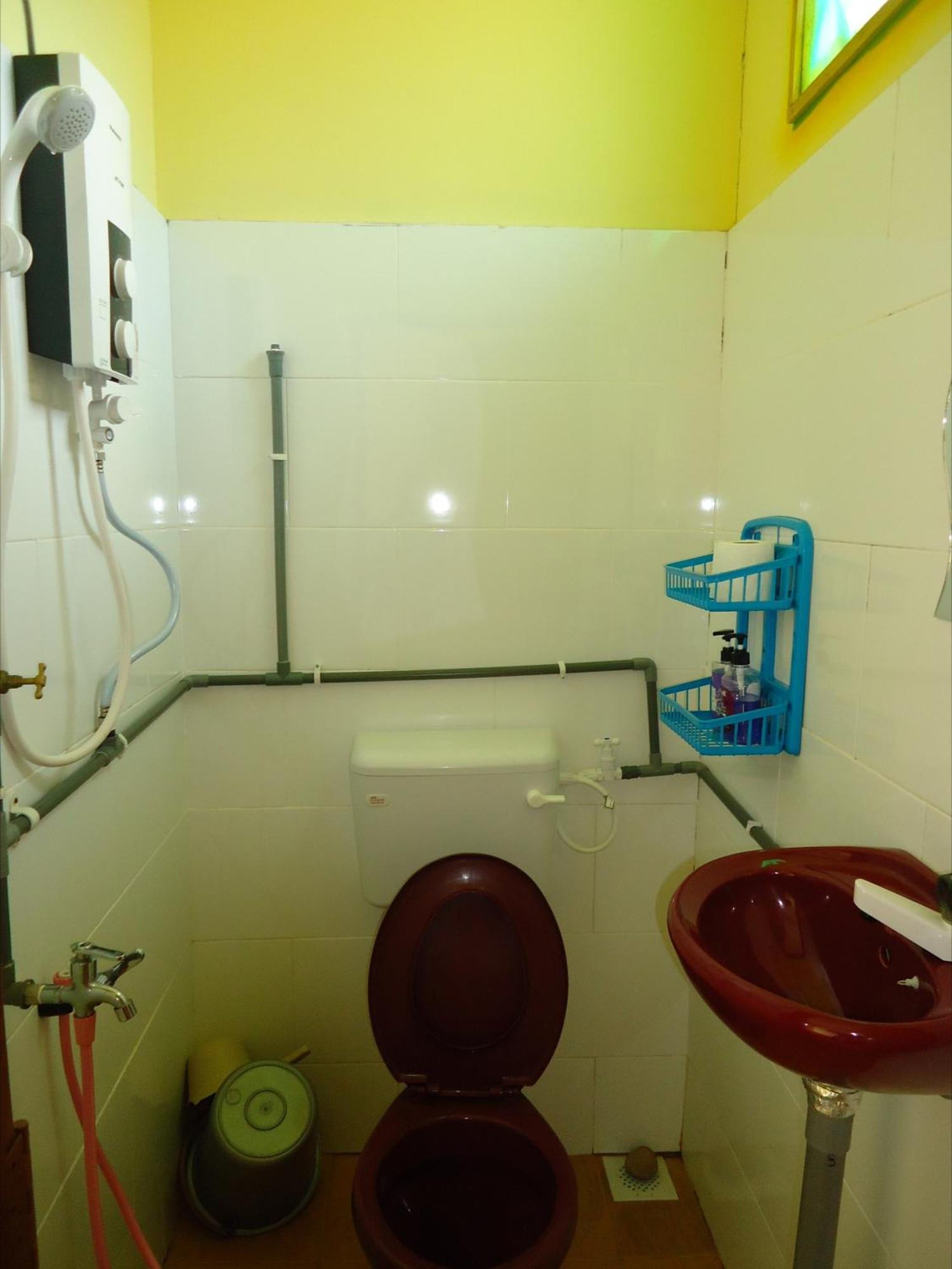 D'Pinggir Guest Room Куала Тахан Екстериор снимка